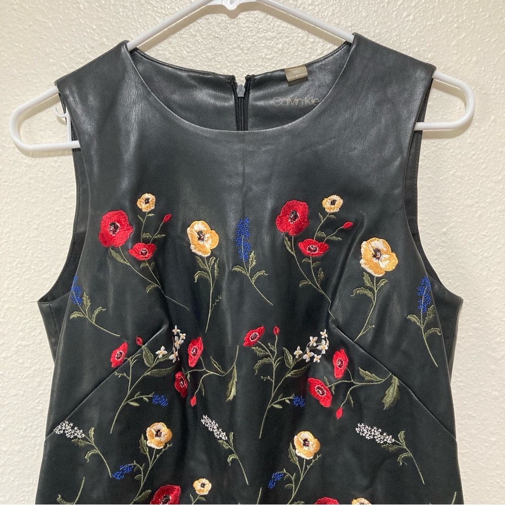 CALVIN KLEIN FAUX LEATHER EMBROIDERED SHIFT DRESS WOMEN Size 2 - Picture 13 of 14